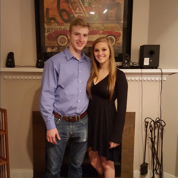 Cozy black Express dress - Picture 1 of 5